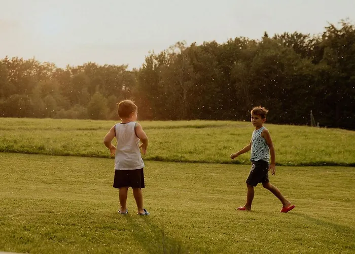 Lipa Pod Groniem בית נופש *