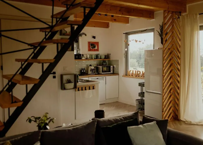 Lipa Pod Groniem * אוסטראון