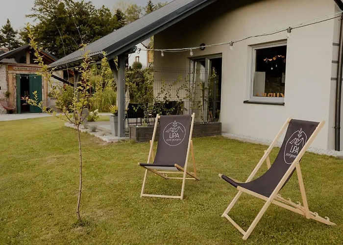 בית נופש Lipa Pod Groniem אוסטראון