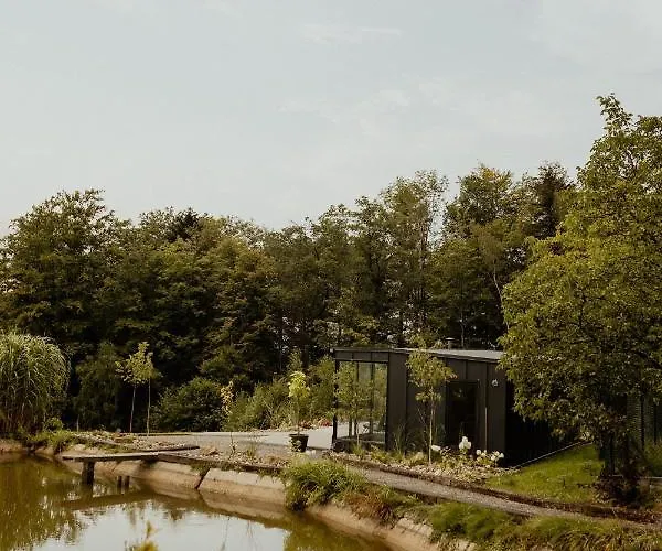 Lipa Pod Groniem בית נופש אוסטראון